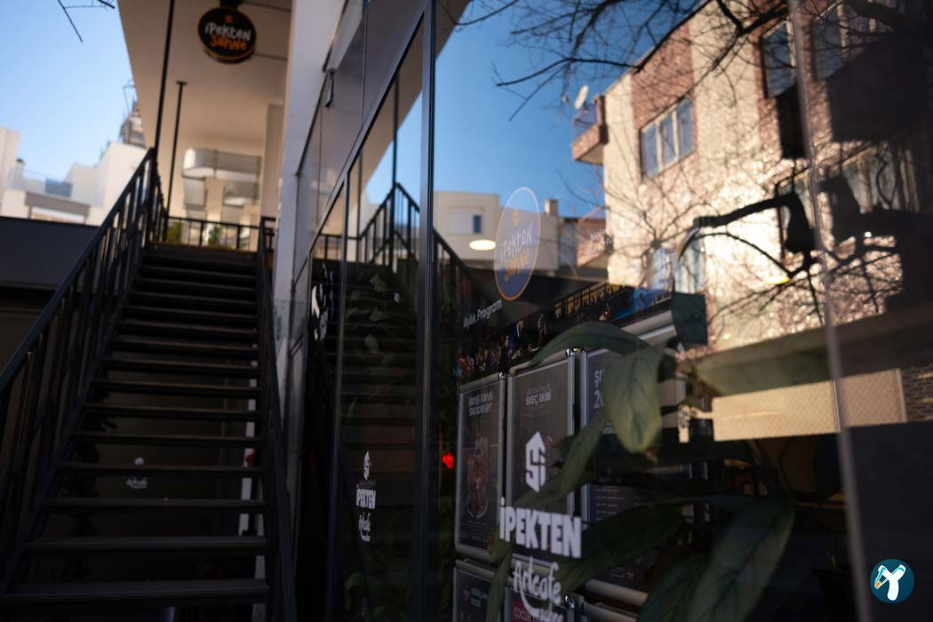 İpekten Art Cafe Sahne