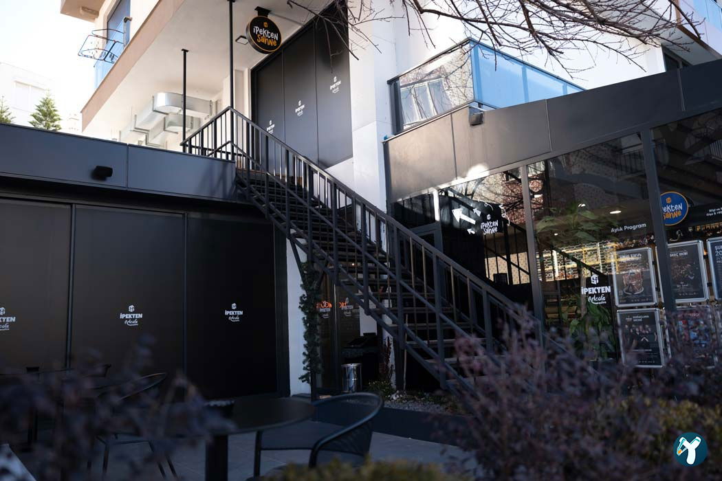 İpekten Art Cafe Sahne