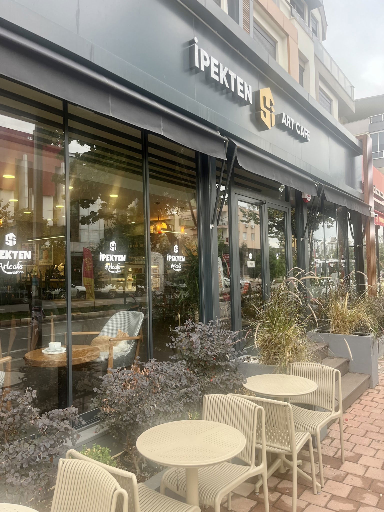 İpekten Art Cafe Sahne