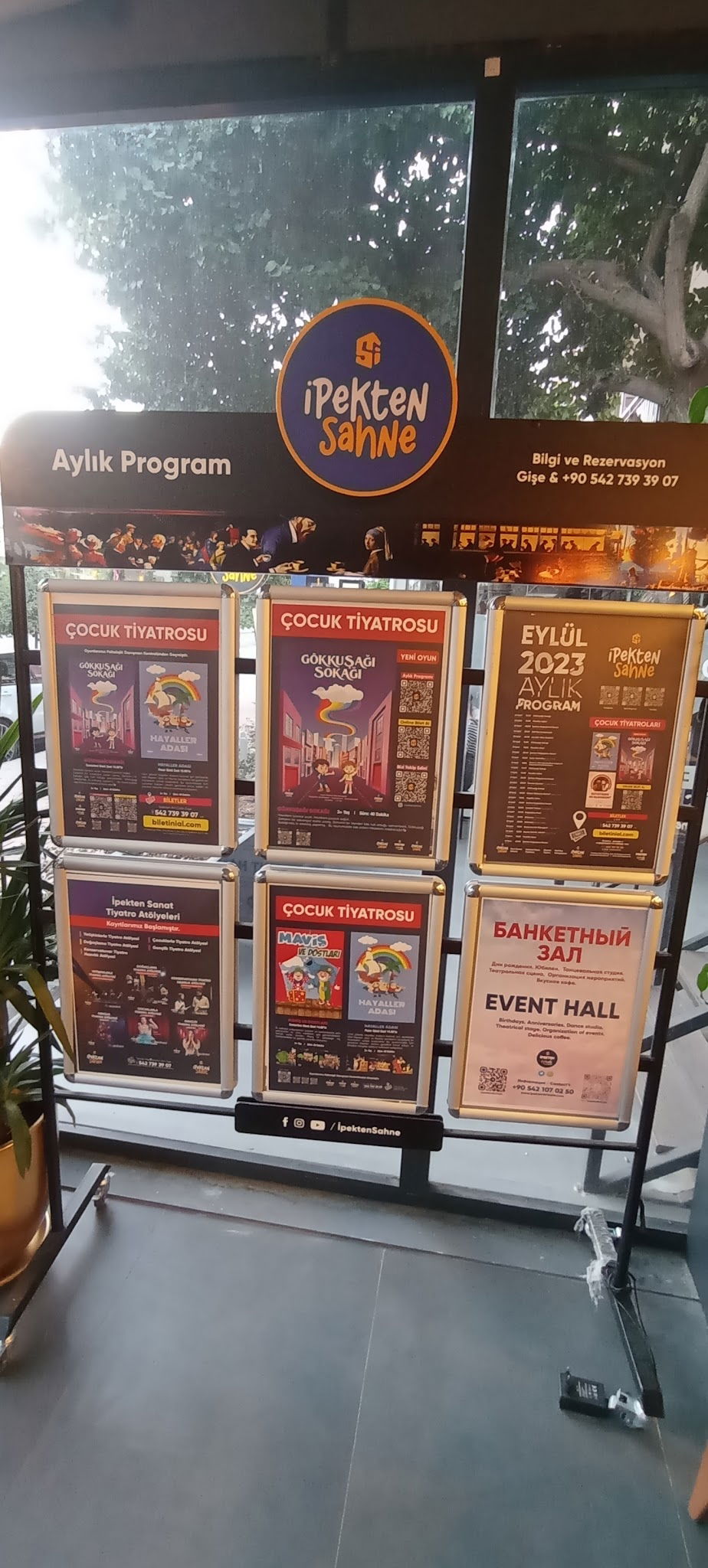 İpekten Art Cafe Sahne