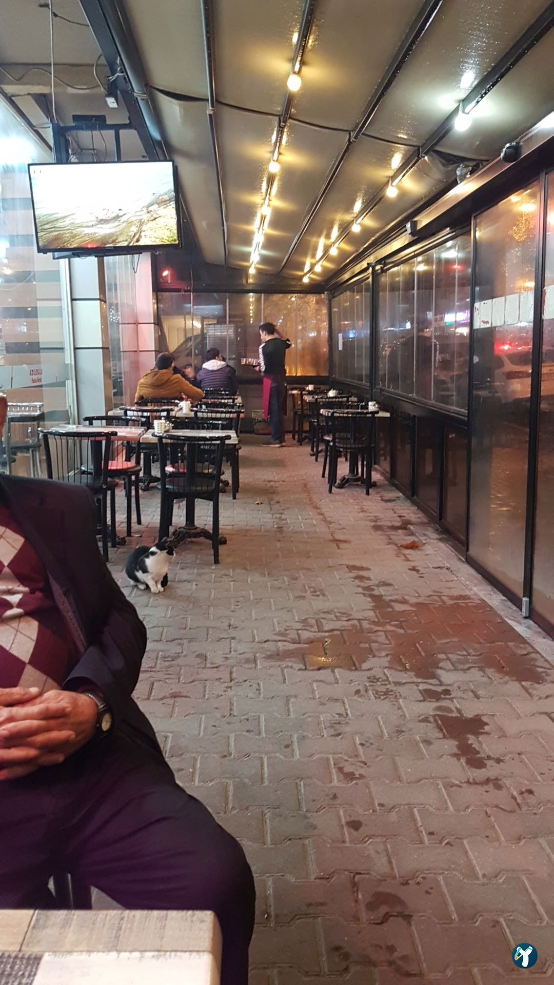 Adiloglu Cafe