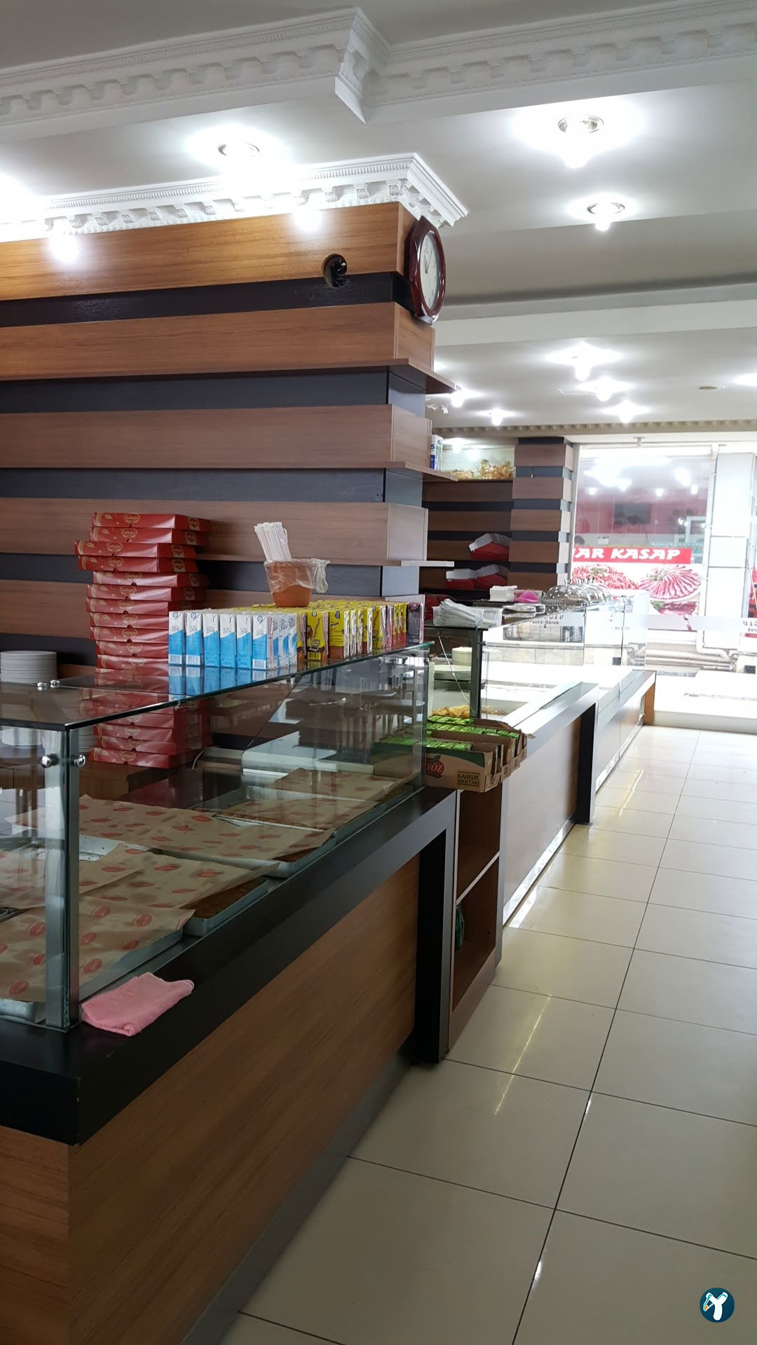Adiloglu Cafe