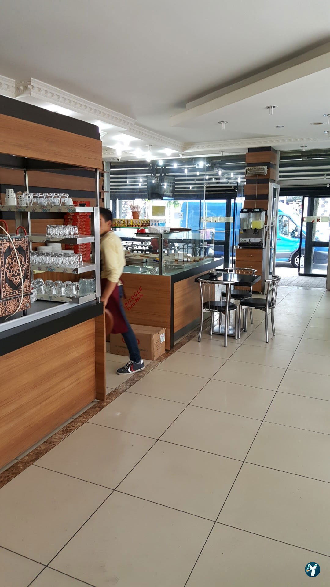 Adiloglu Cafe