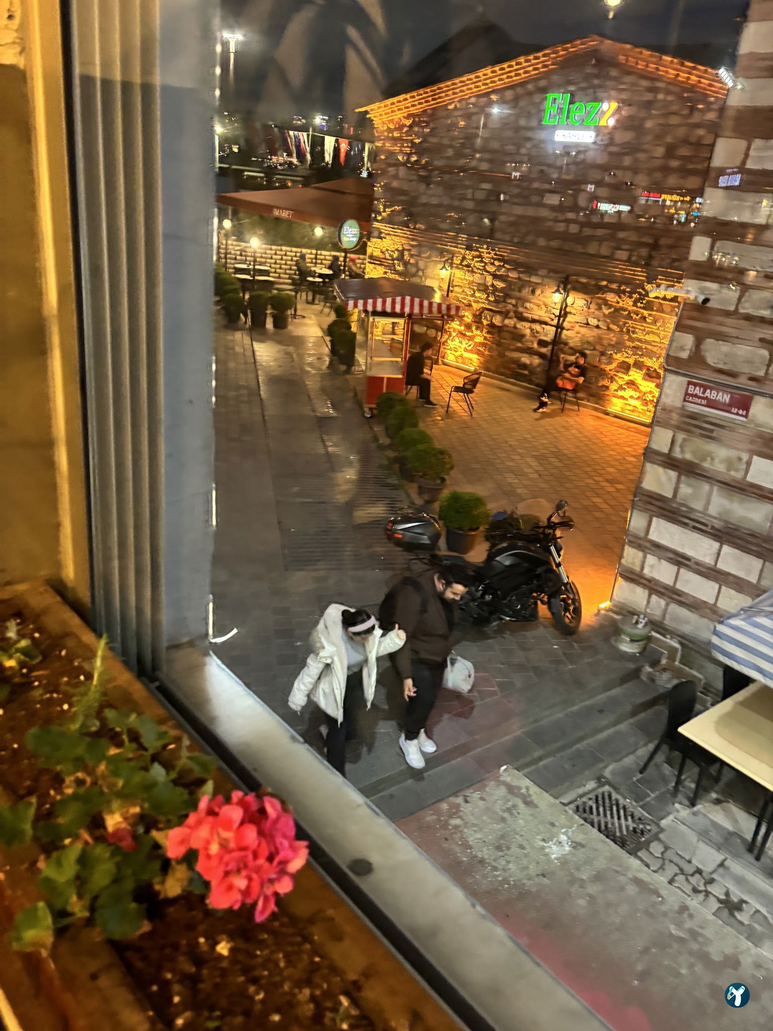 Saray Balık Köfte