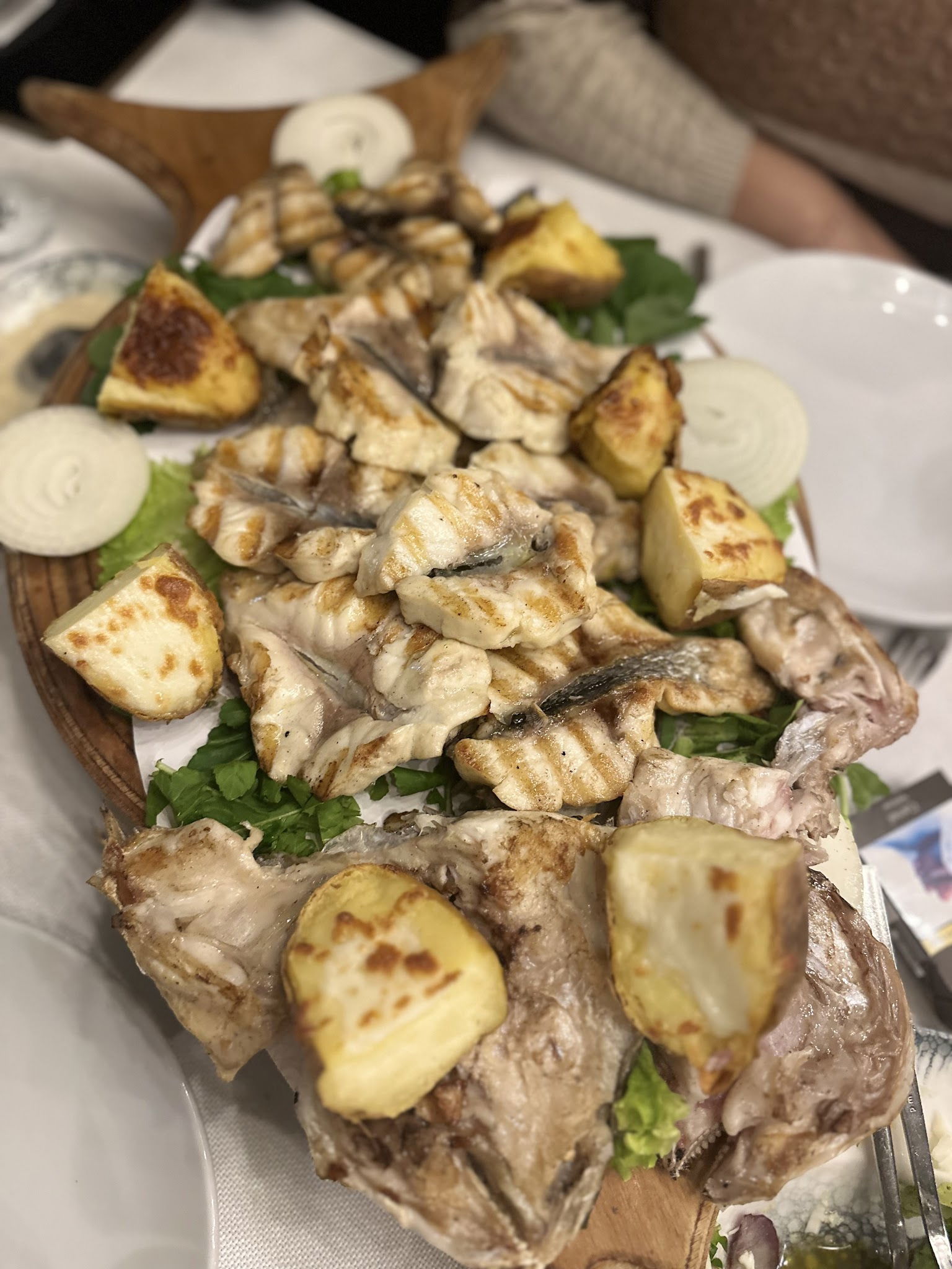 İstiridye Tuzla Balık Restaurant