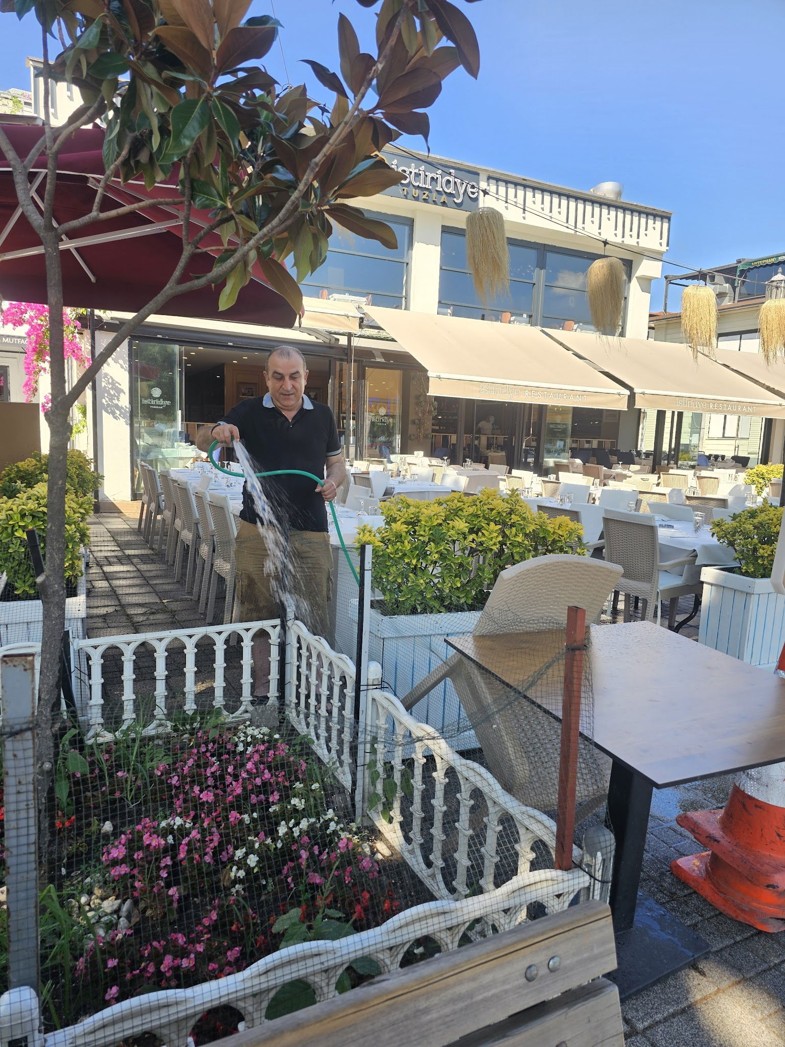 İstiridye Tuzla Balık Restaurant