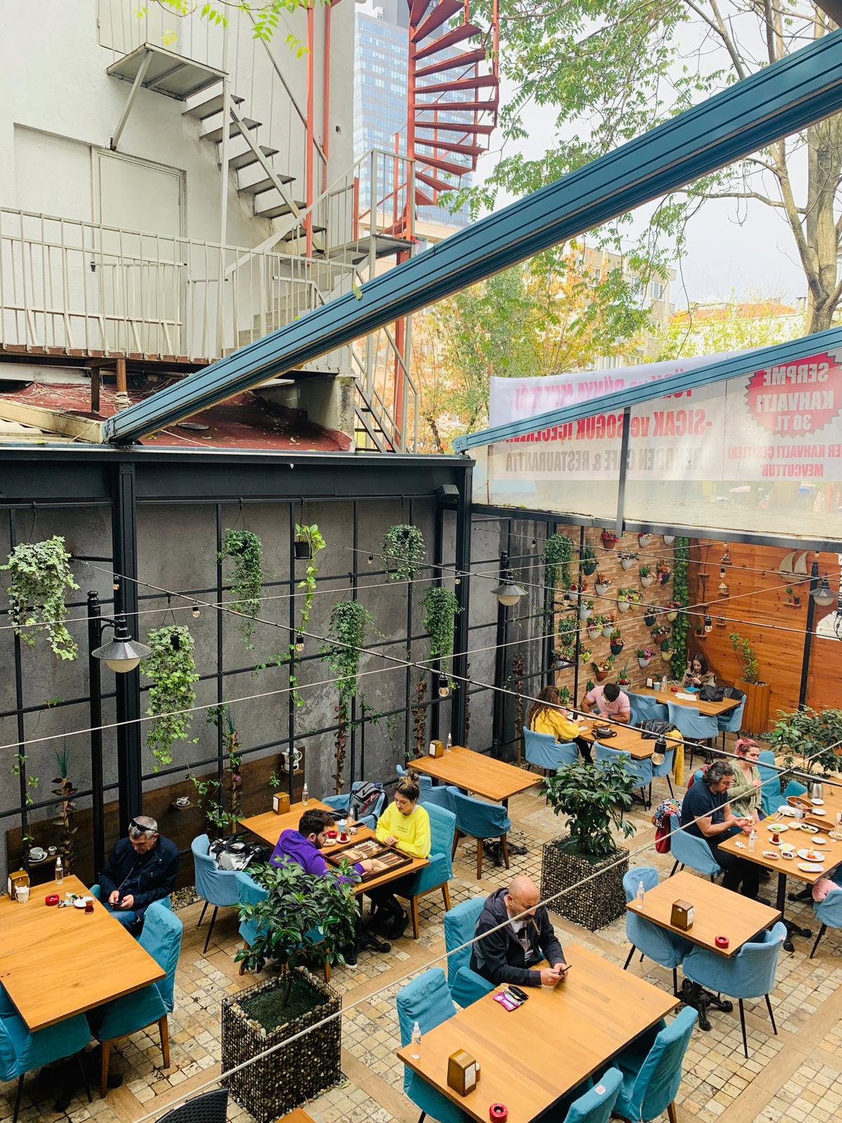 Orange Cafe Lounge & Restaurant