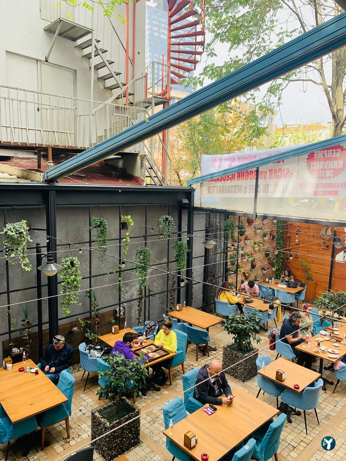 Orange Cafe Lounge & Restaurant