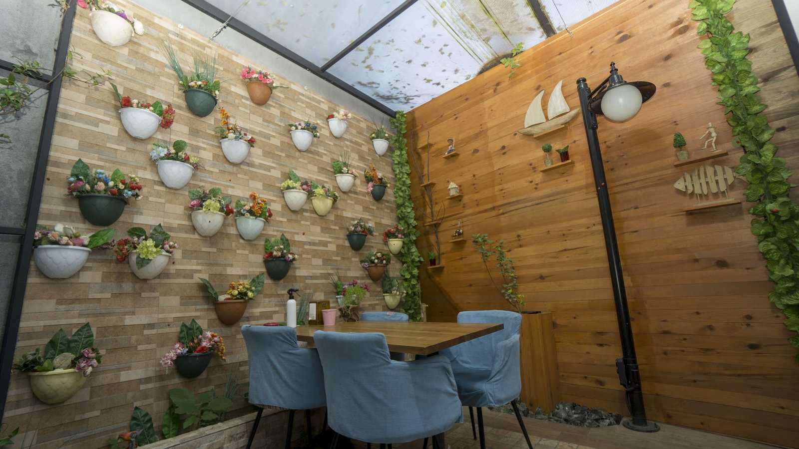 Orange Cafe Lounge & Restaurant