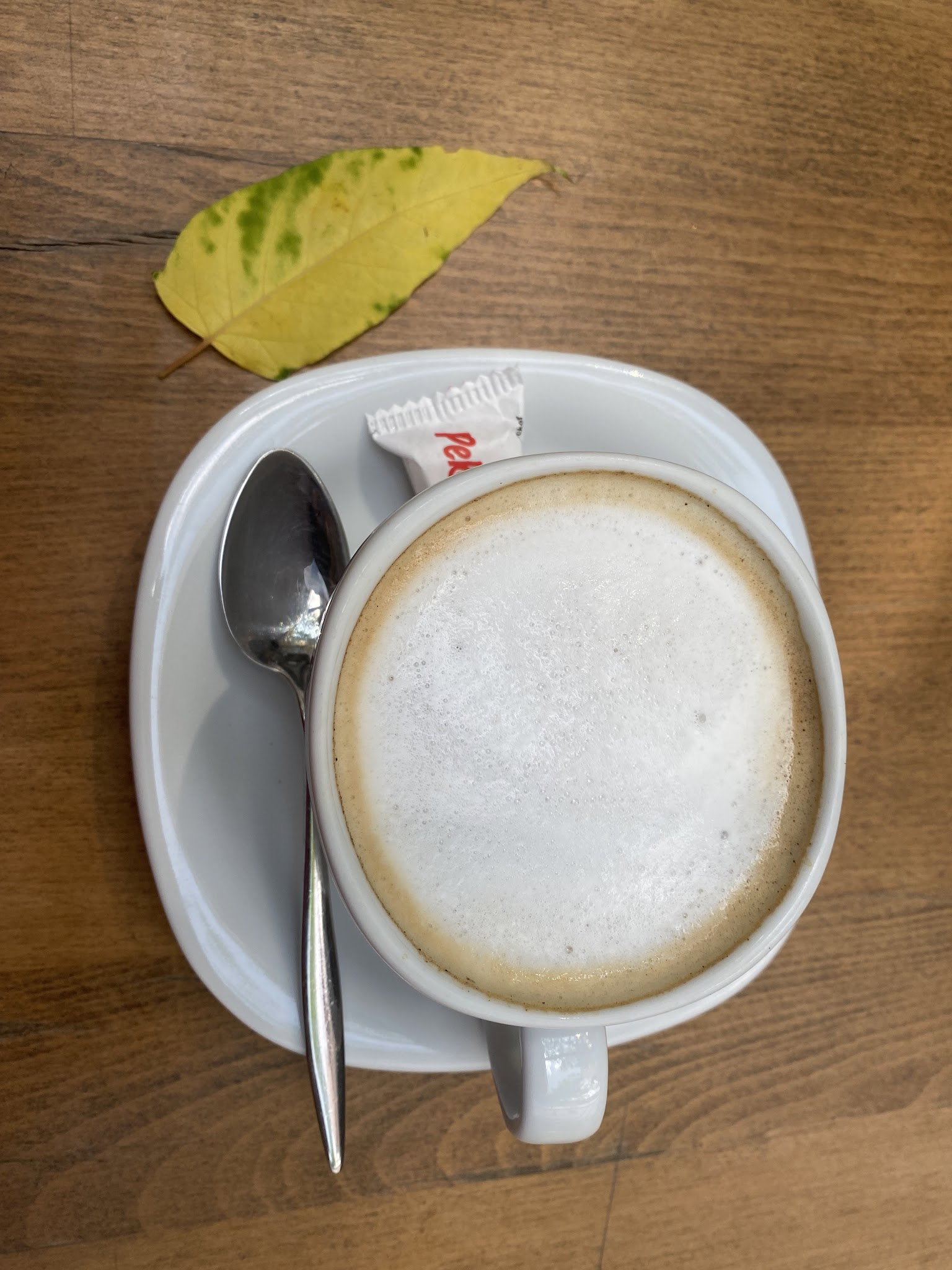 Orange Cafe Lounge & Restaurant