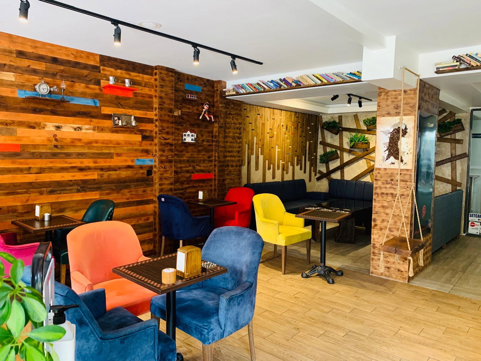 Orange Cafe Lounge & Restaurant