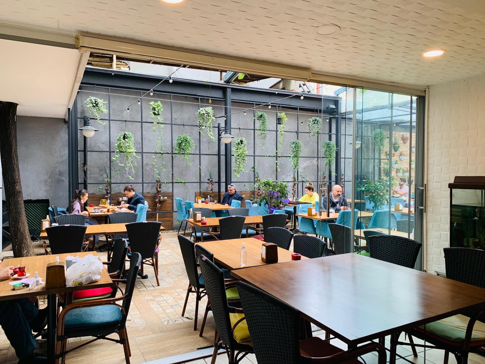 Orange Cafe Lounge & Restaurant