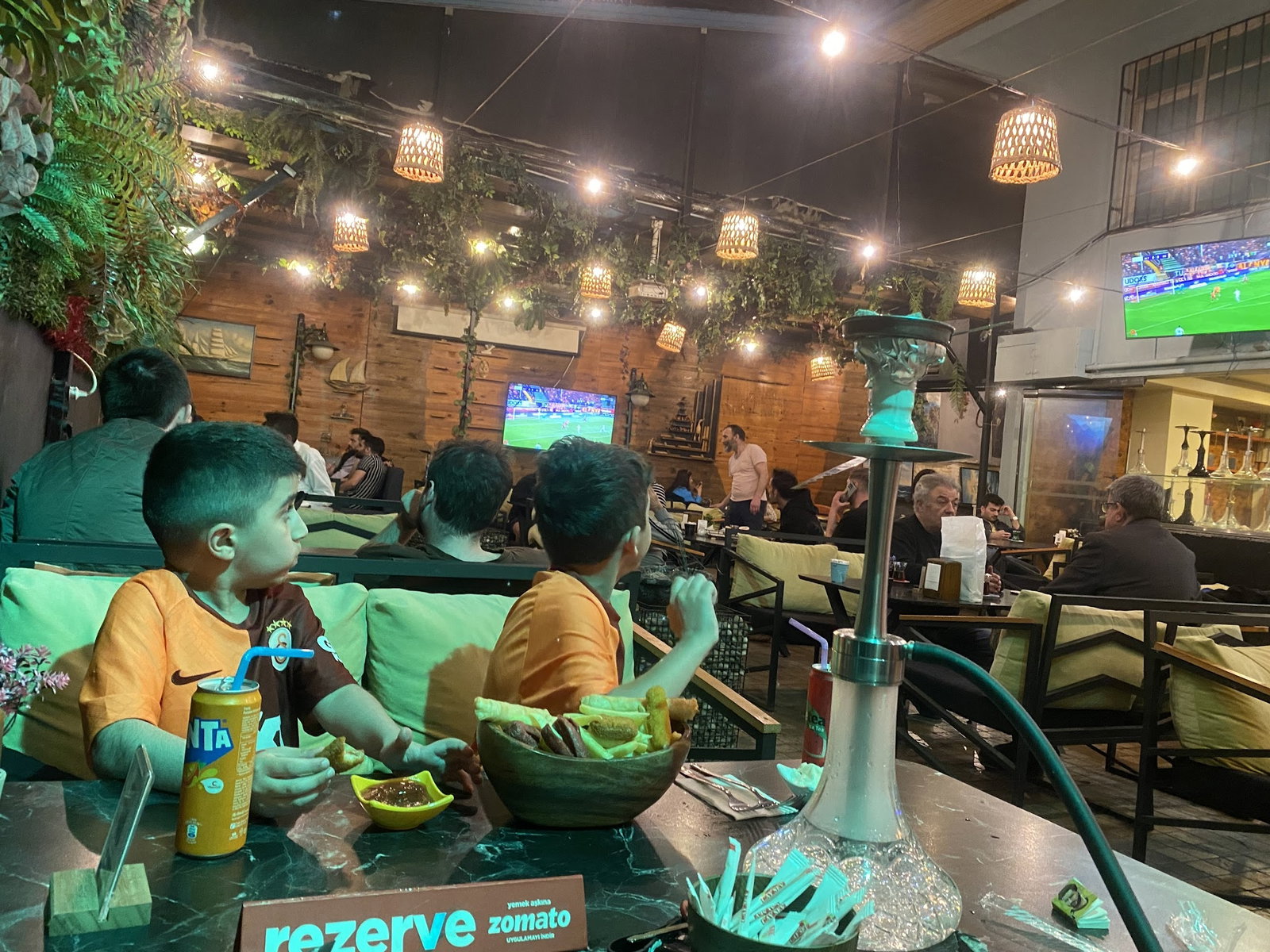 Orange Cafe Lounge & Restaurant