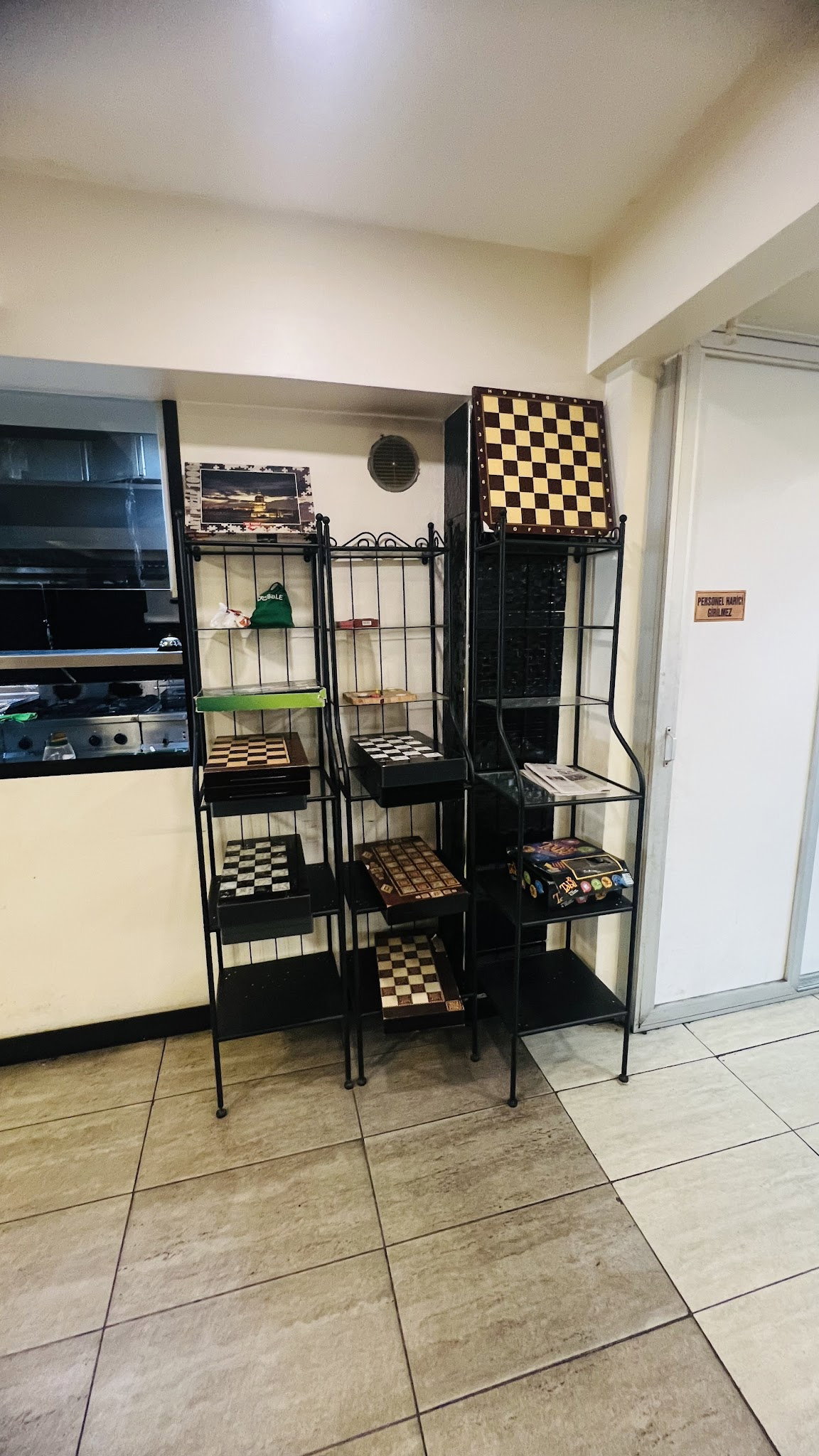 Orange Cafe Lounge & Restaurant