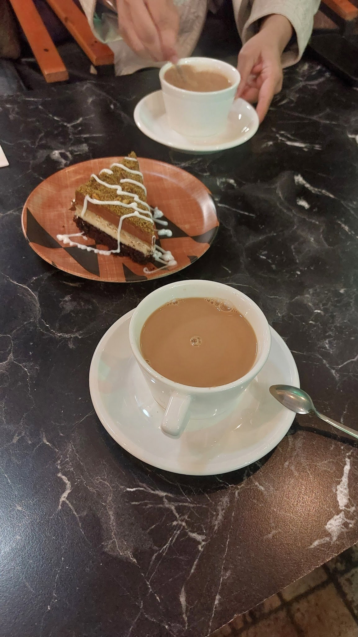 Orange Cafe Lounge & Restaurant