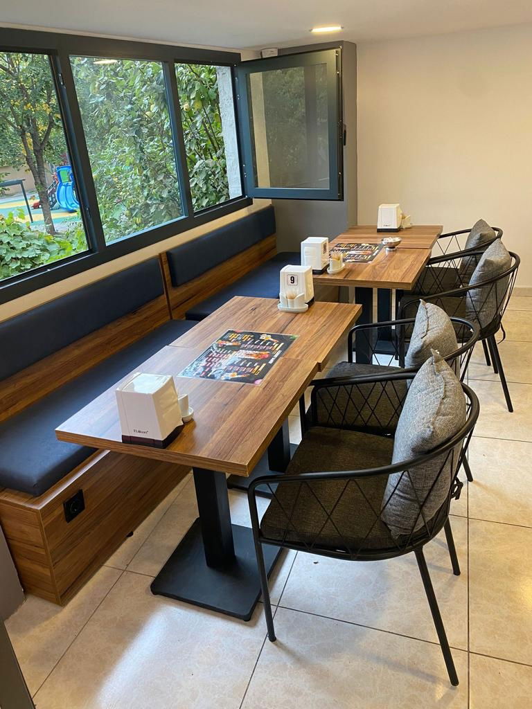 Academy Döner Ümraniye