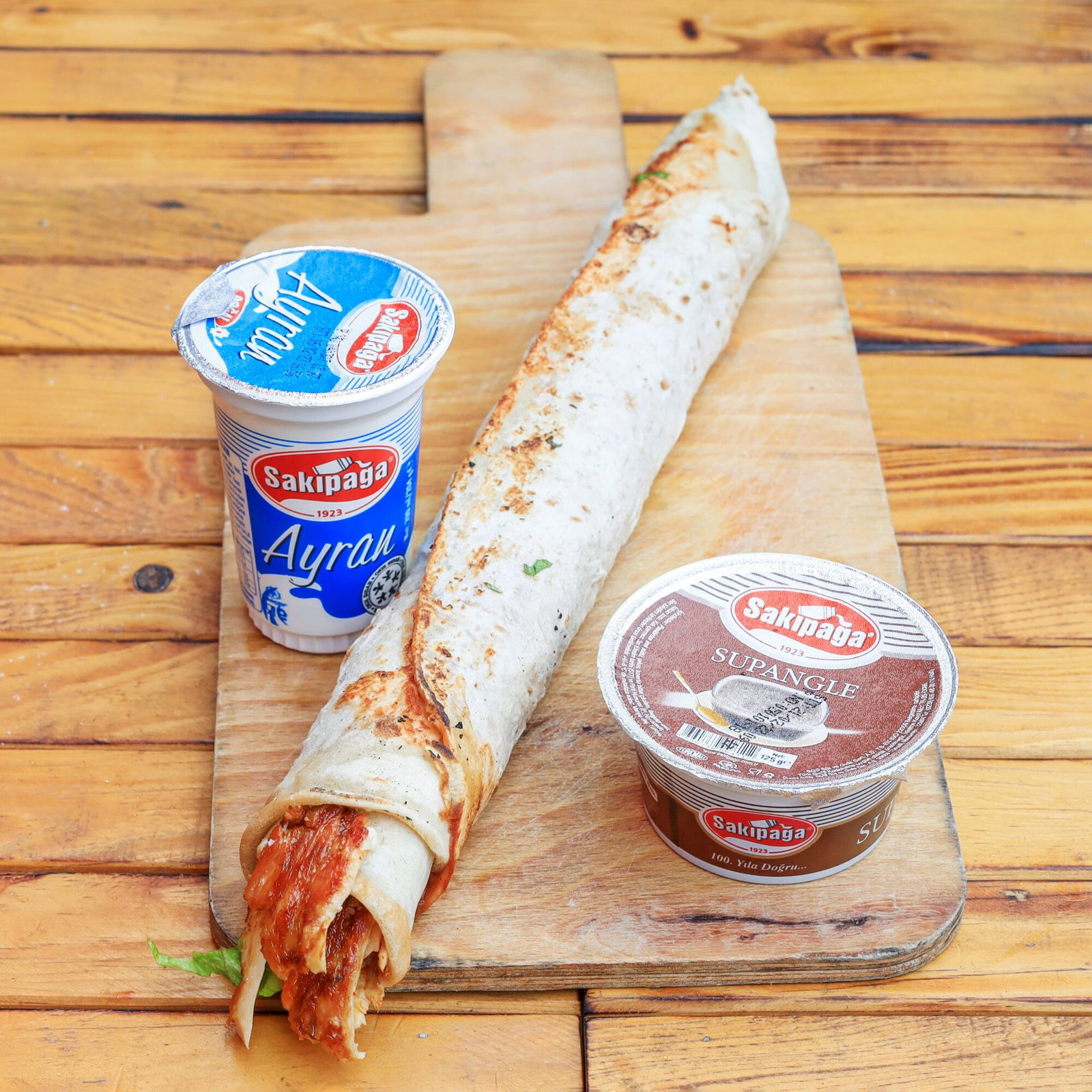 Mega Tavuk Döner Dürüm Menü