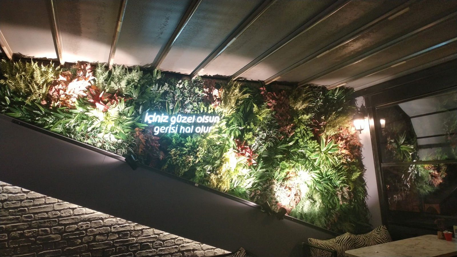 Shrup Lounge Cafe Nargile