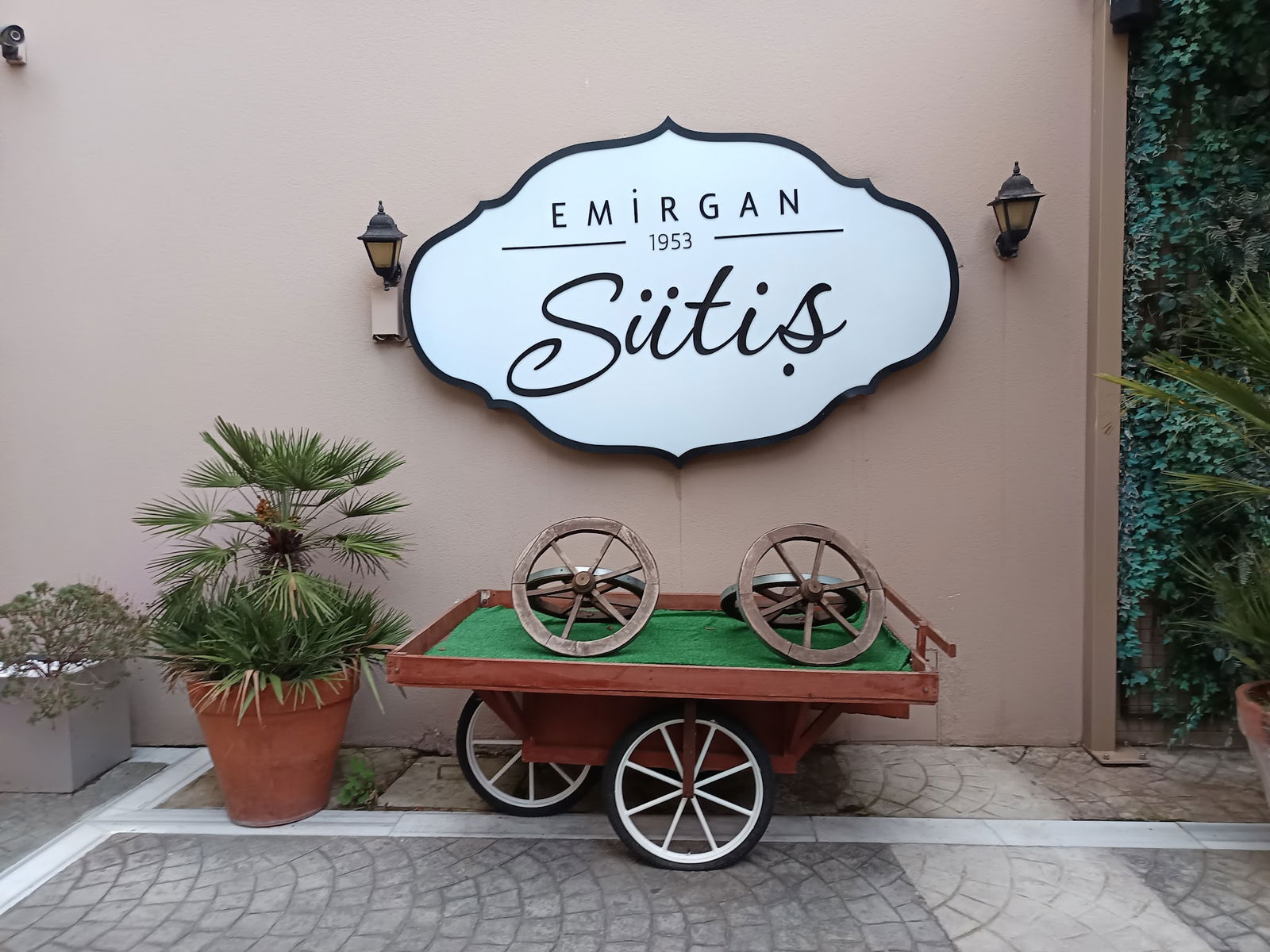 Emirgan Sütiş Çengelköy