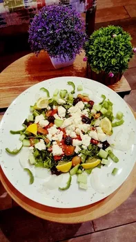 HANGEL MANTI İÇLİ KÖFTE YAPRAK SARMA resimleri