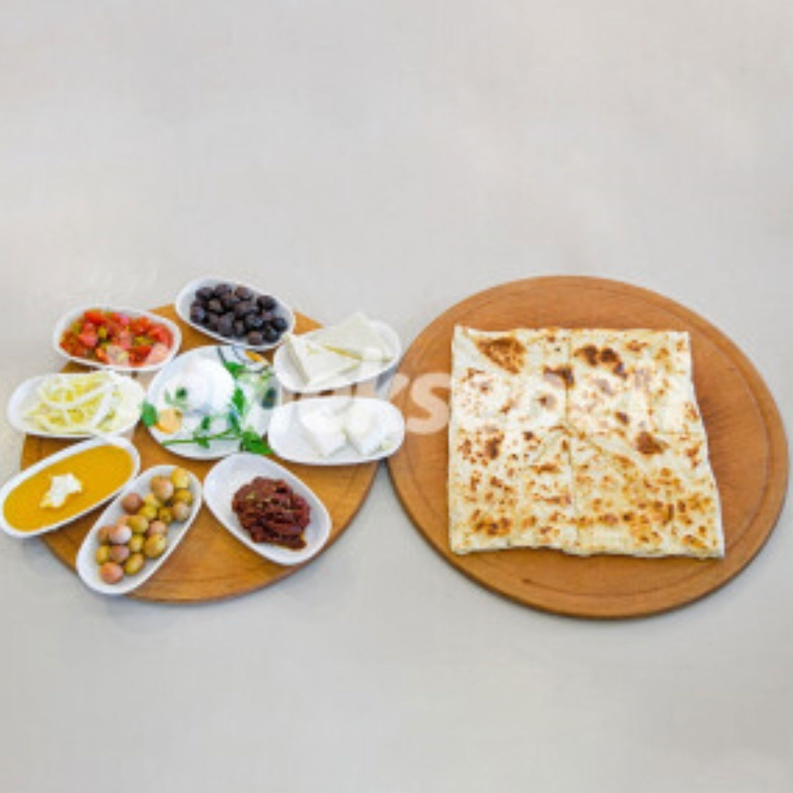 Gözlemeli Tek Kişilik Kahvaltı