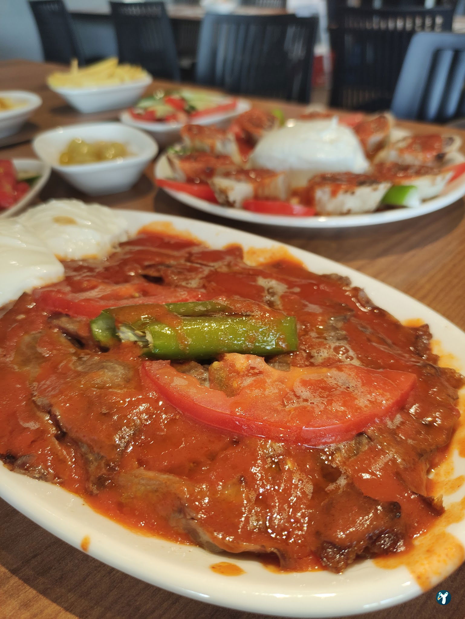 Tarihi Demirci Döner Lokantası Ataşehir Watergarden