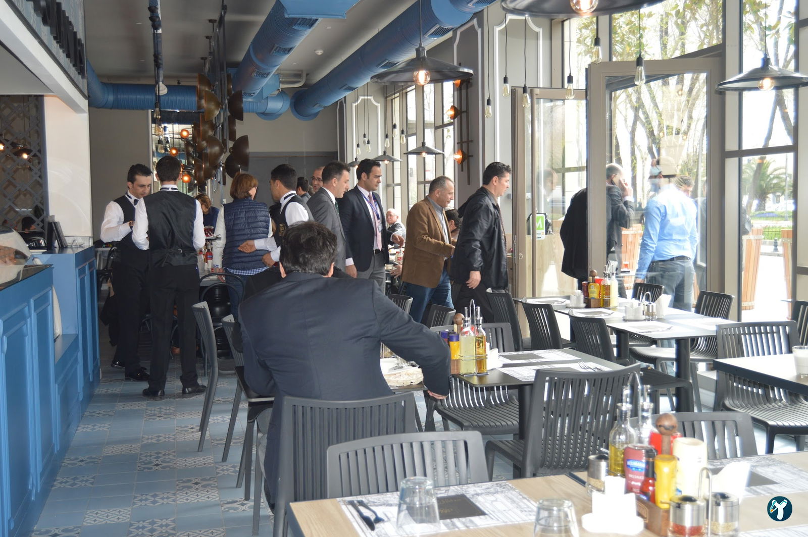 Tarihi Demirci Döner Lokantası Ataşehir Watergarden