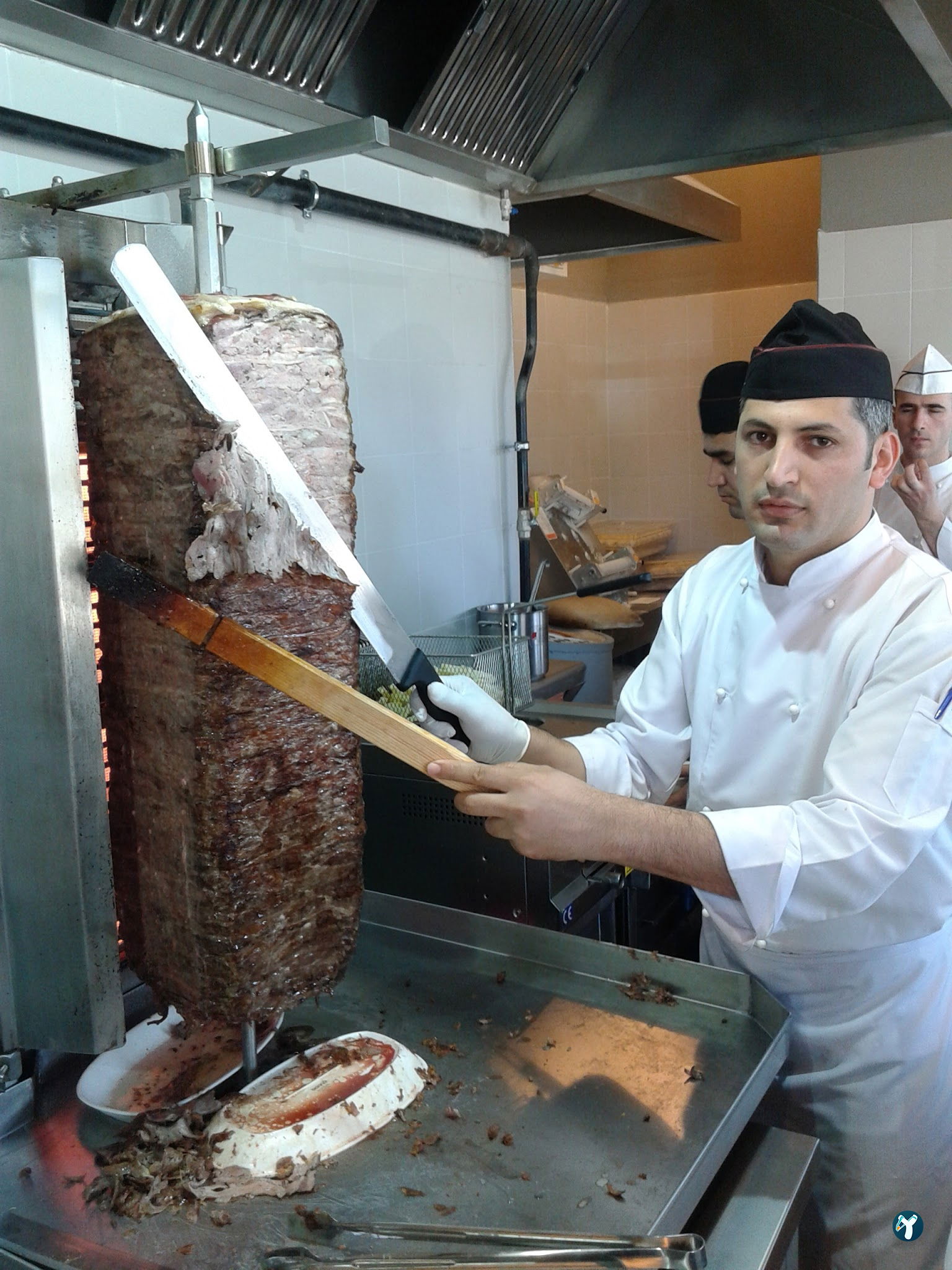 Tarihi Demirci Döner Lokantası Ataşehir Watergarden
