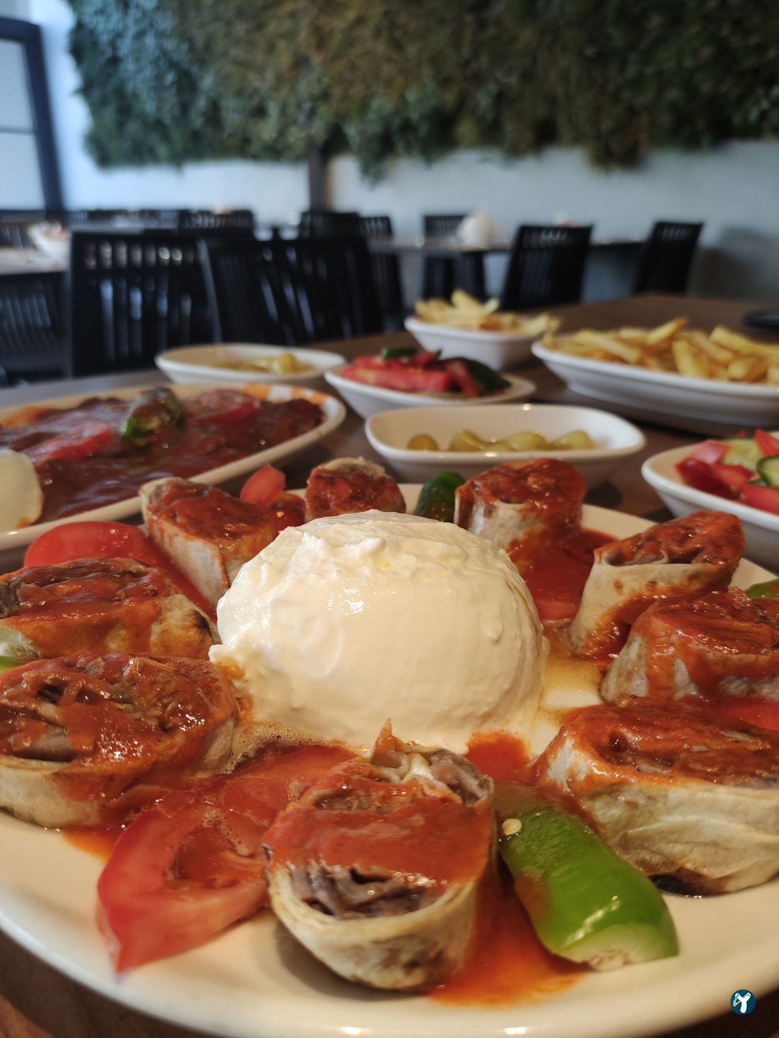Tarihi Demirci Döner Lokantası Ataşehir Watergarden
