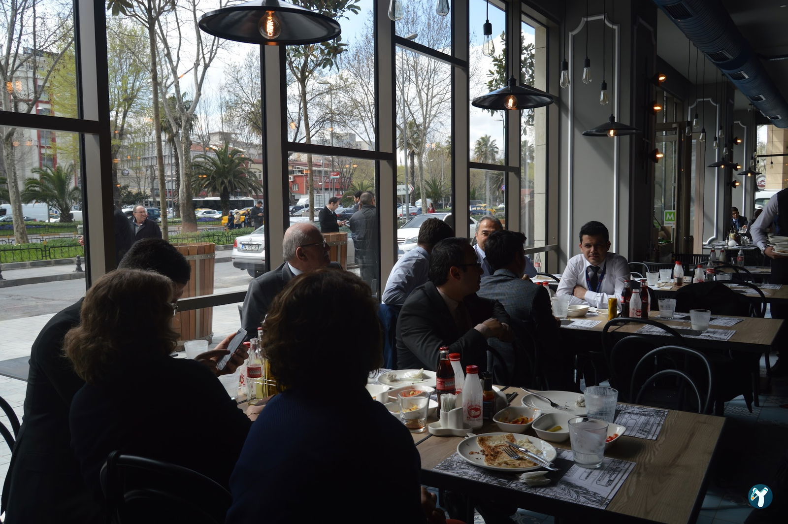 Tarihi Demirci Döner Lokantası Ataşehir Watergarden