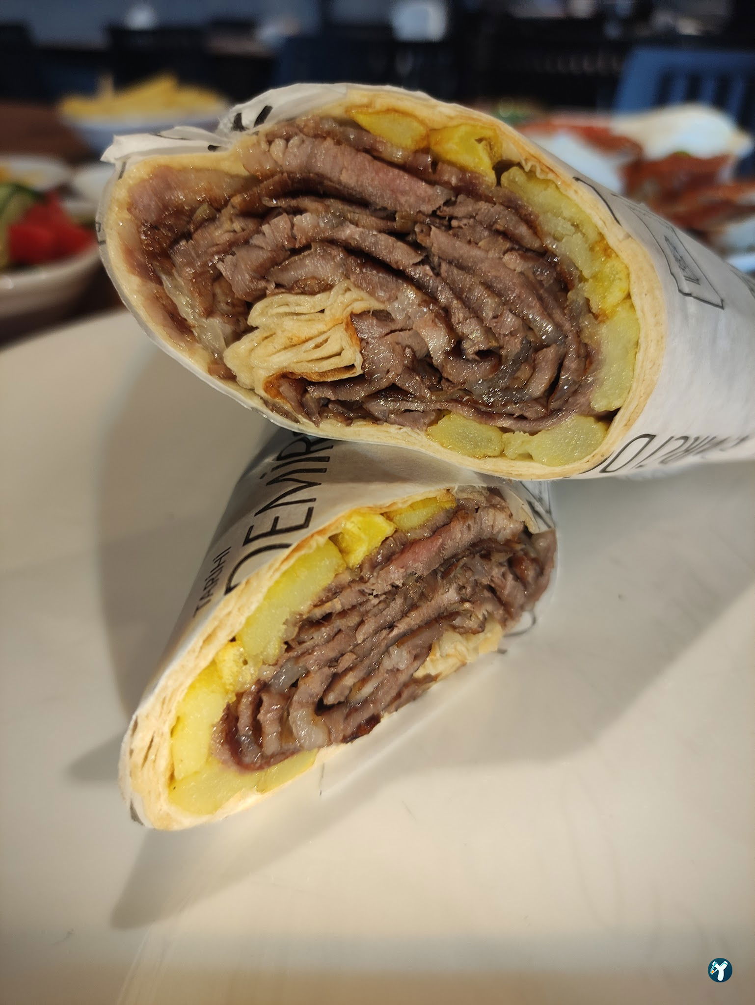 Tarihi Demirci Döner Lokantası Ataşehir Watergarden