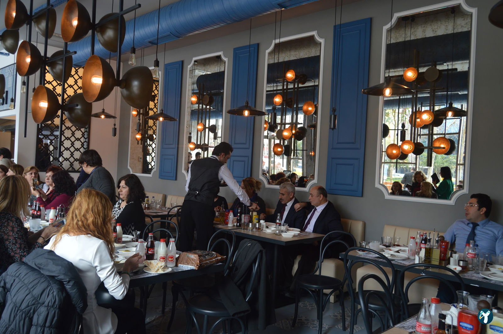 Tarihi Demirci Döner Lokantası Ataşehir Watergarden