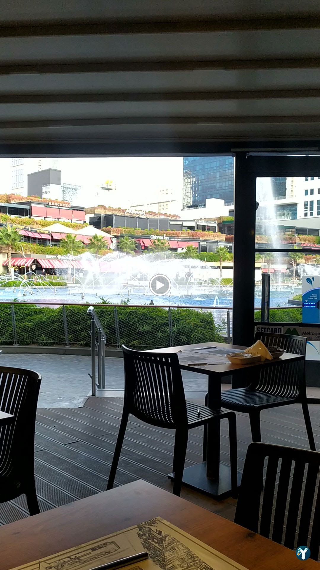 Tarihi Demirci Döner Lokantası Ataşehir Watergarden