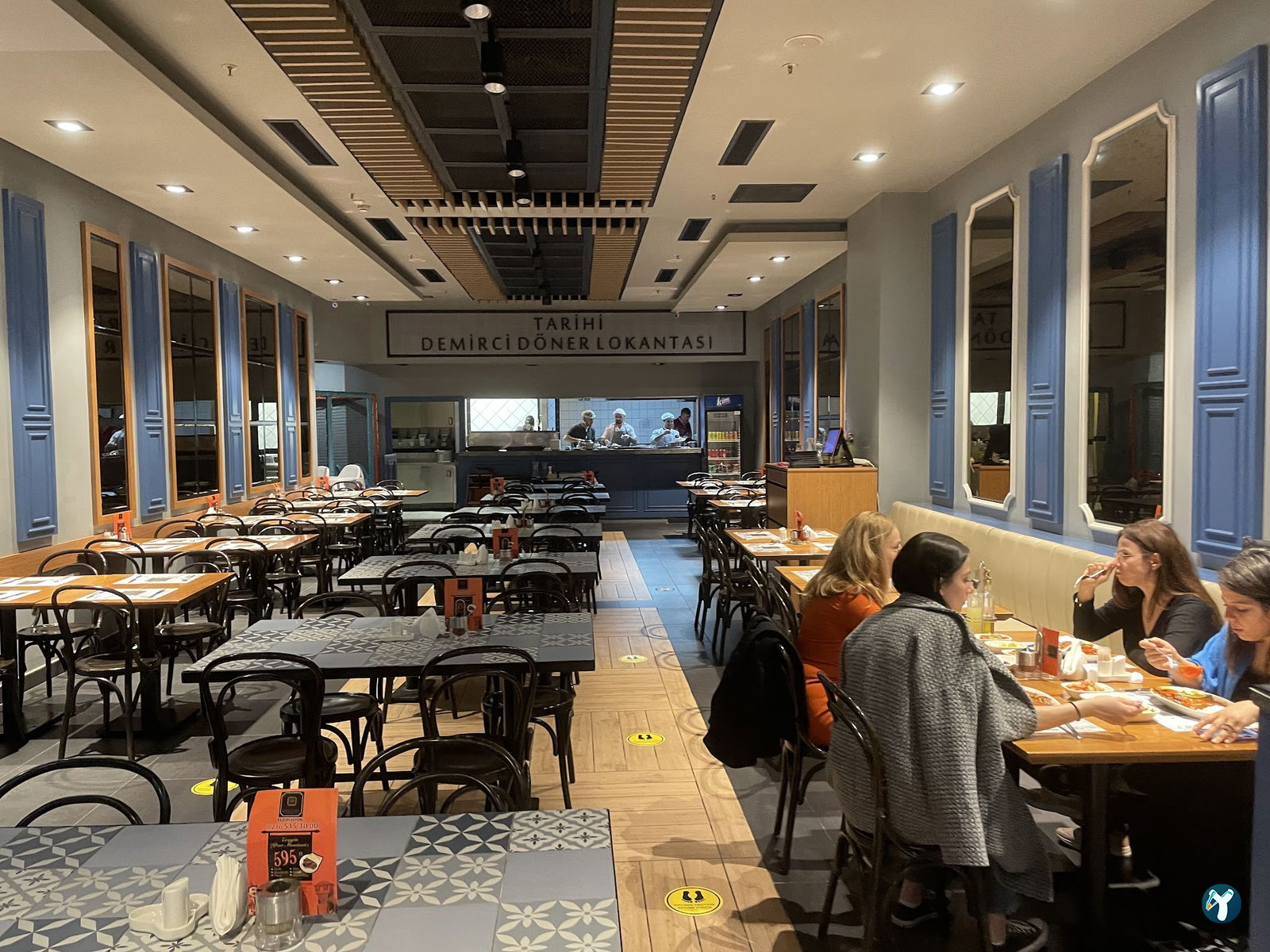 Tarihi Demirci Döner Lokantası Ataşehir Watergarden