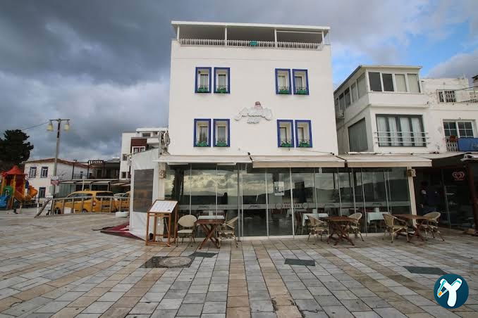 Artemis Restaurant