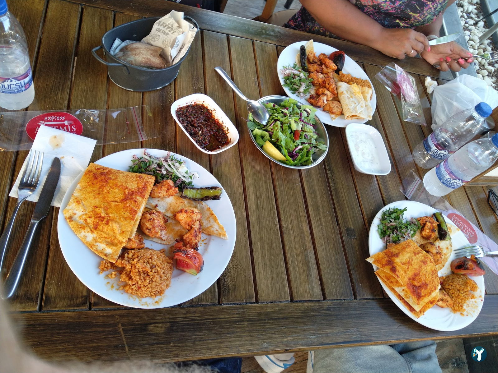 Artemis Restaurant