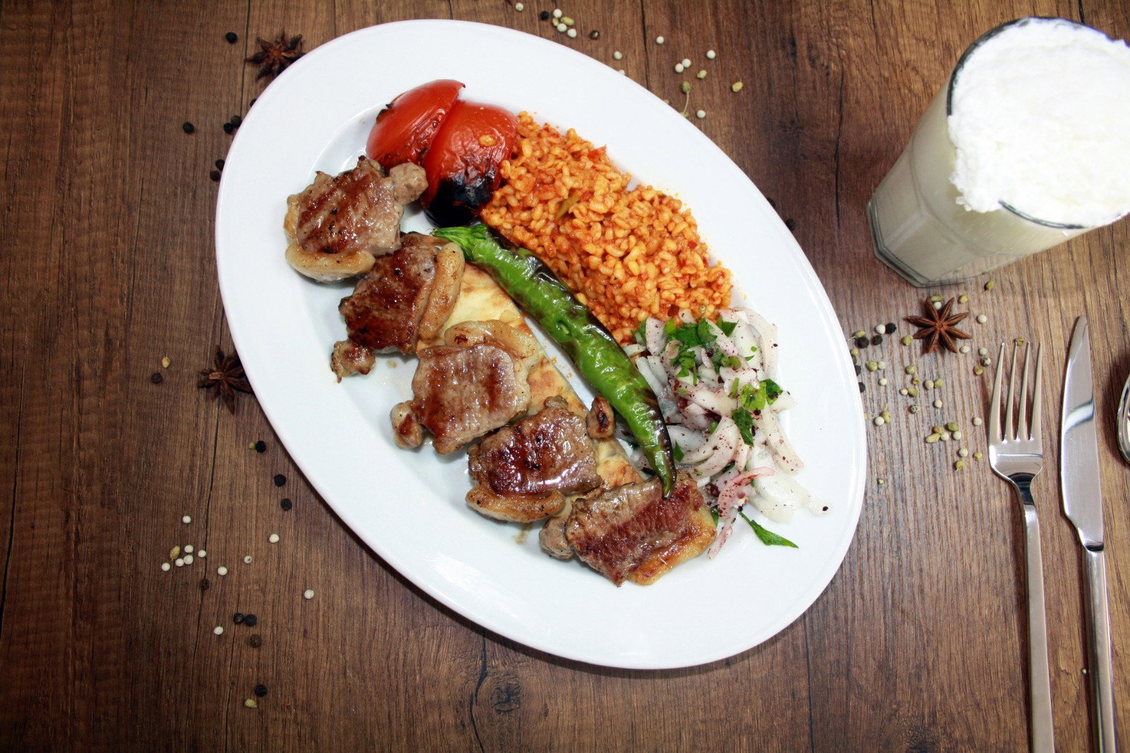 Has Bahçe Cafe & Restaurant