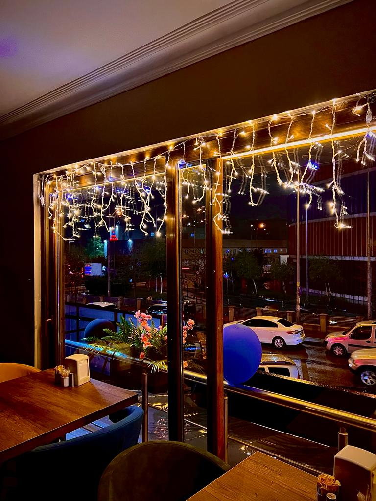 Has Bahçe Cafe & Restaurant