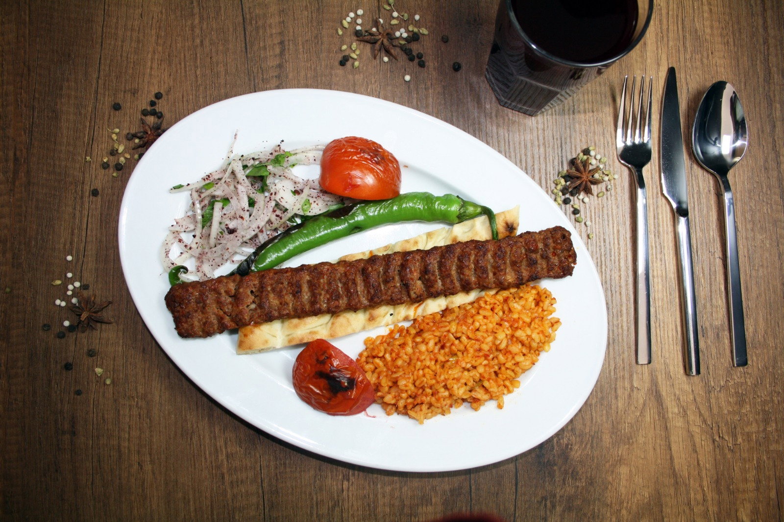 Has Bahçe Cafe & Restaurant