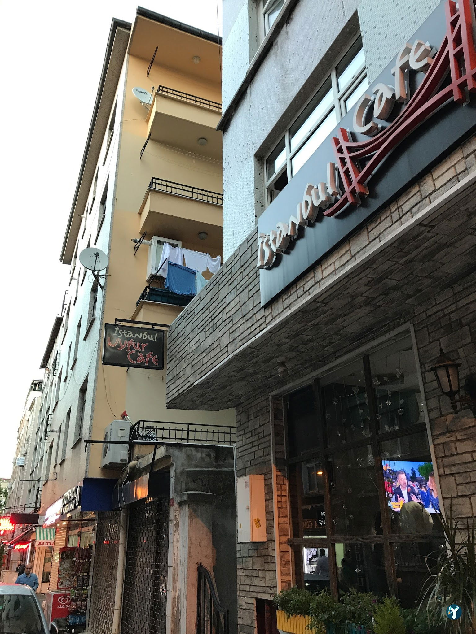 Istanbul Uygur Cafe