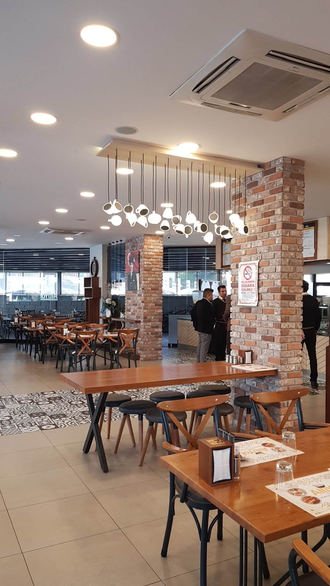 Altıyol Çorbacısı & Yöresel Yemekler