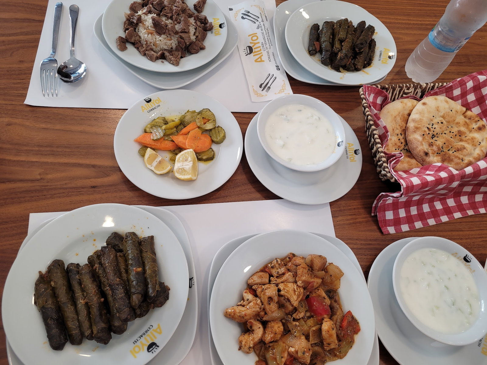 Altıyol Çorbacısı & Yöresel Yemekler