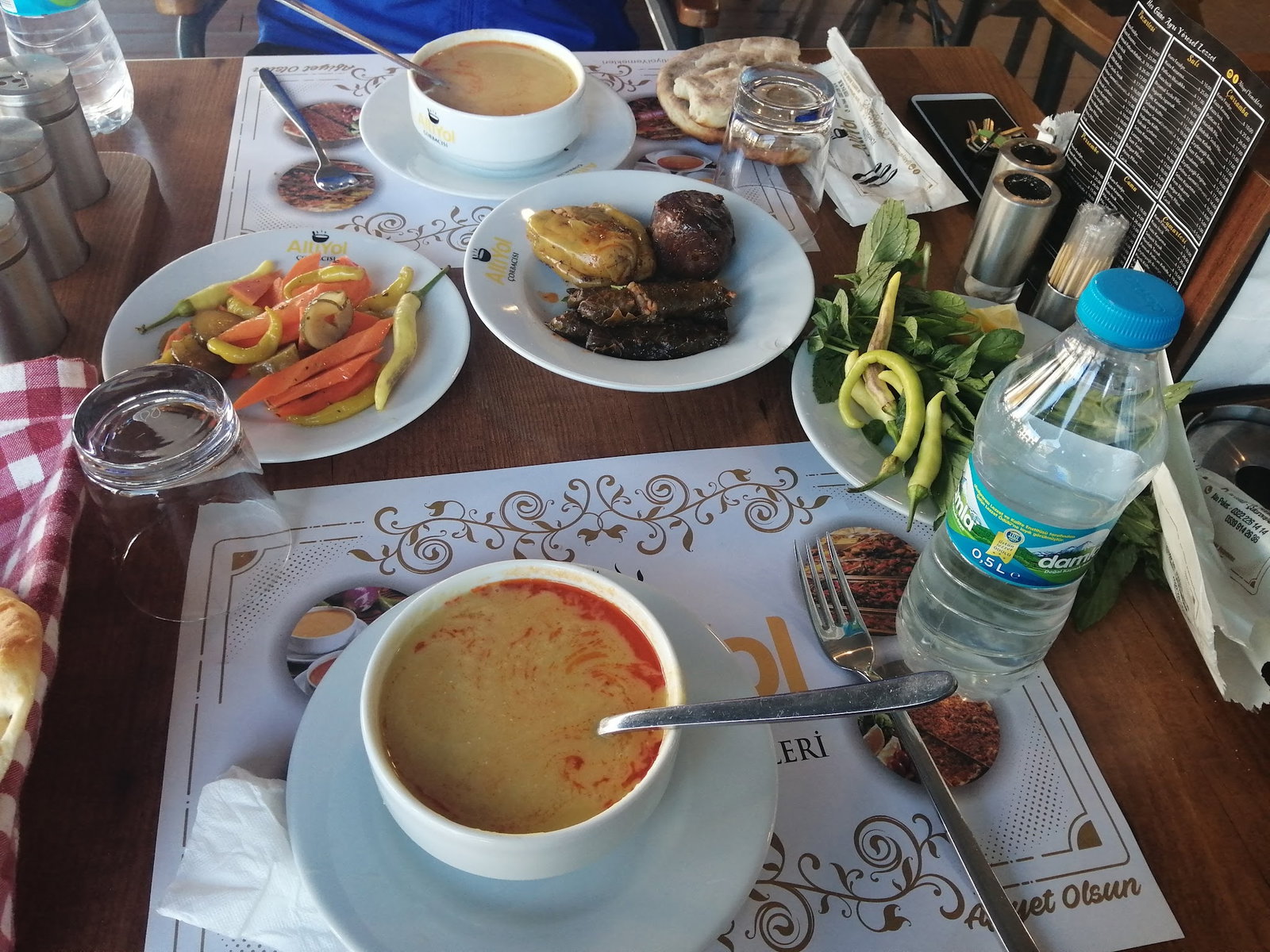 Altıyol Çorbacısı & Yöresel Yemekler