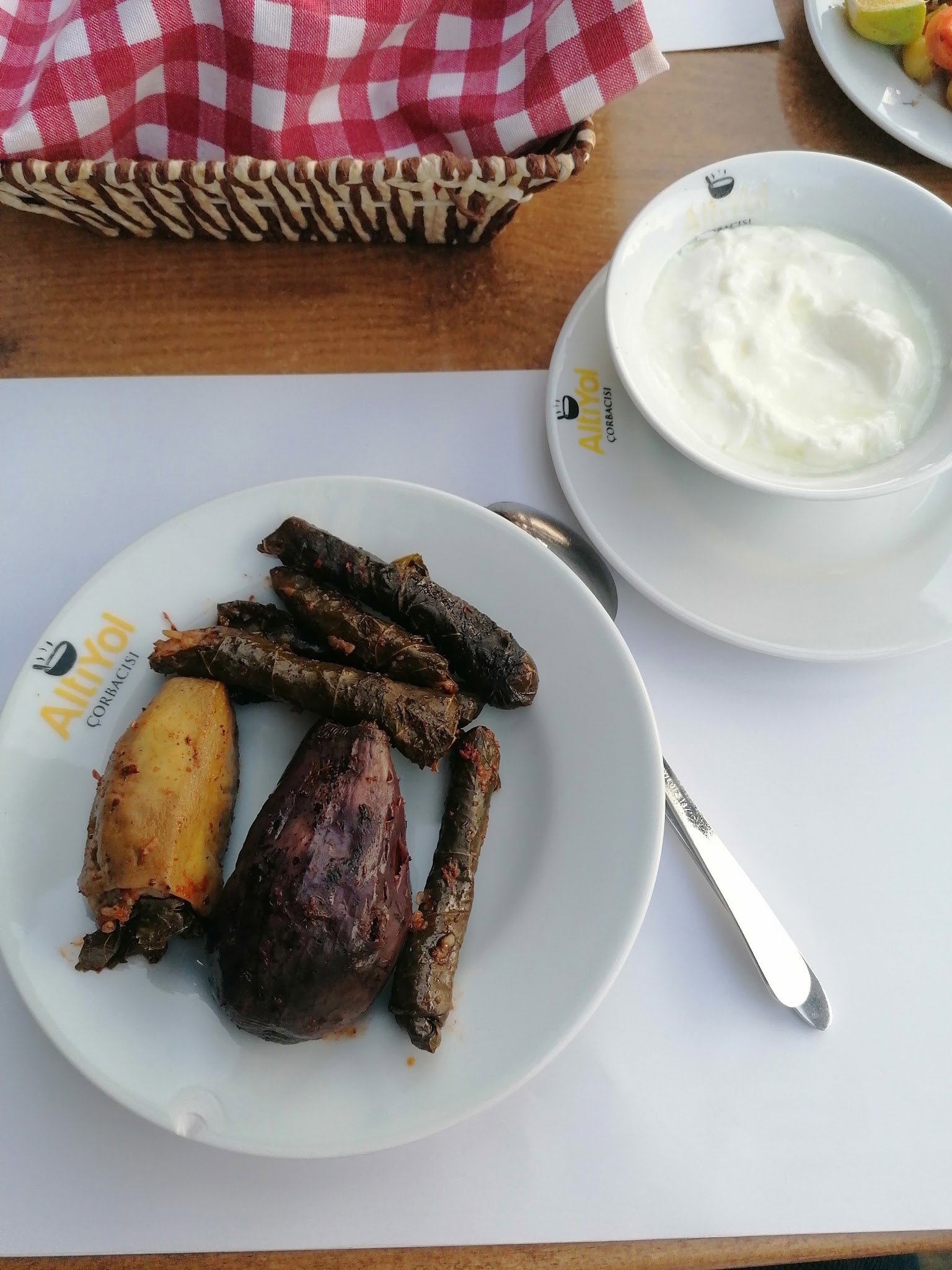 Altıyol Çorbacısı & Yöresel Yemekler