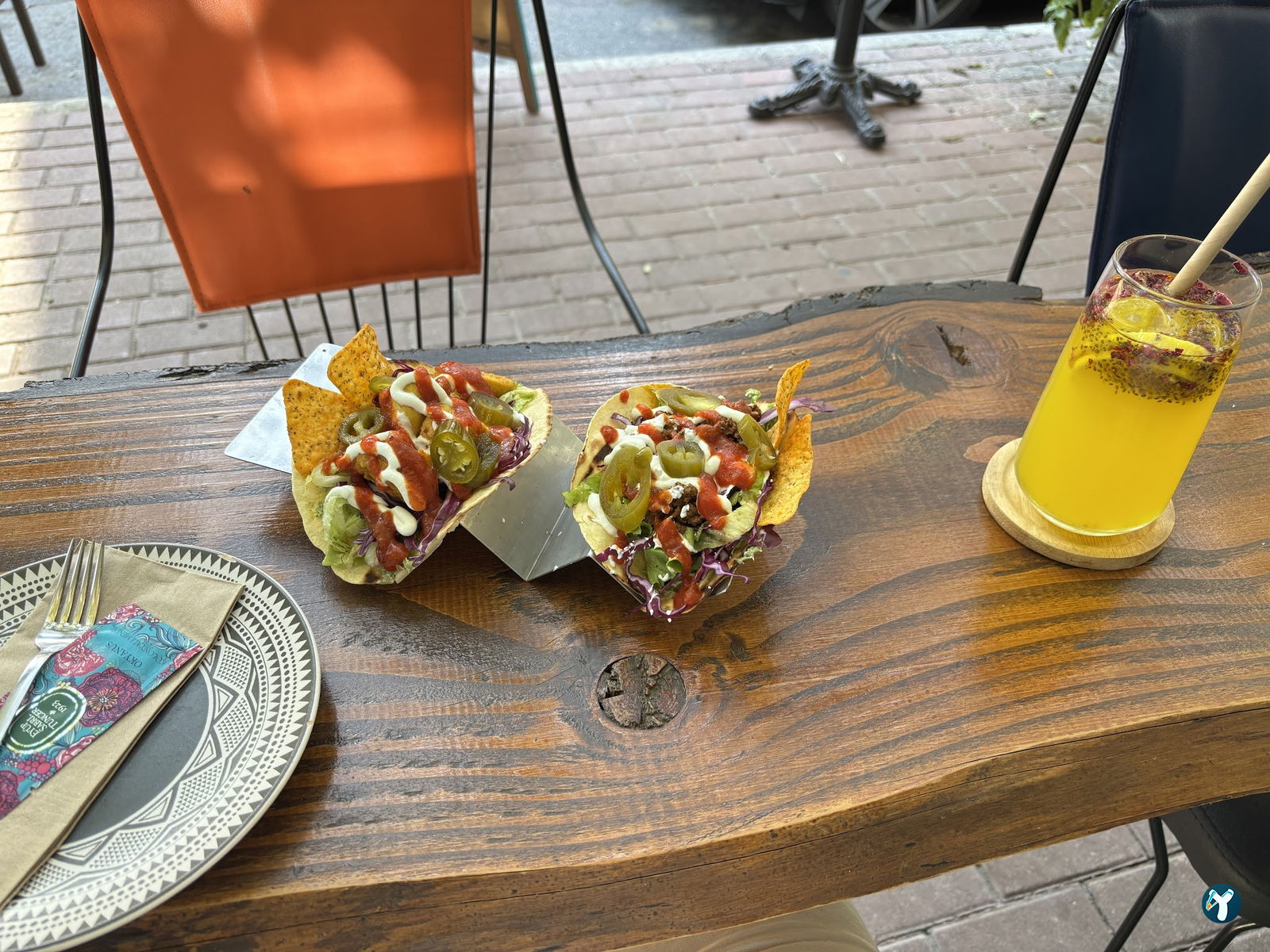 Taco & Tortilla
