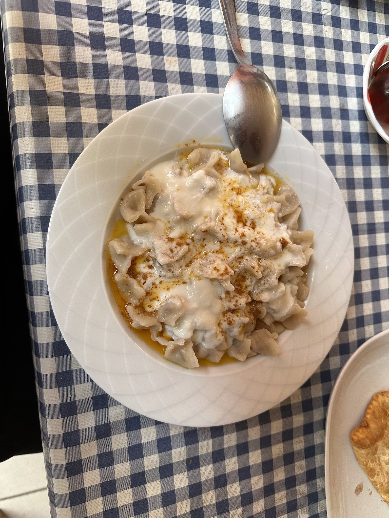 Saklı Bahçe Kırım Çibörek