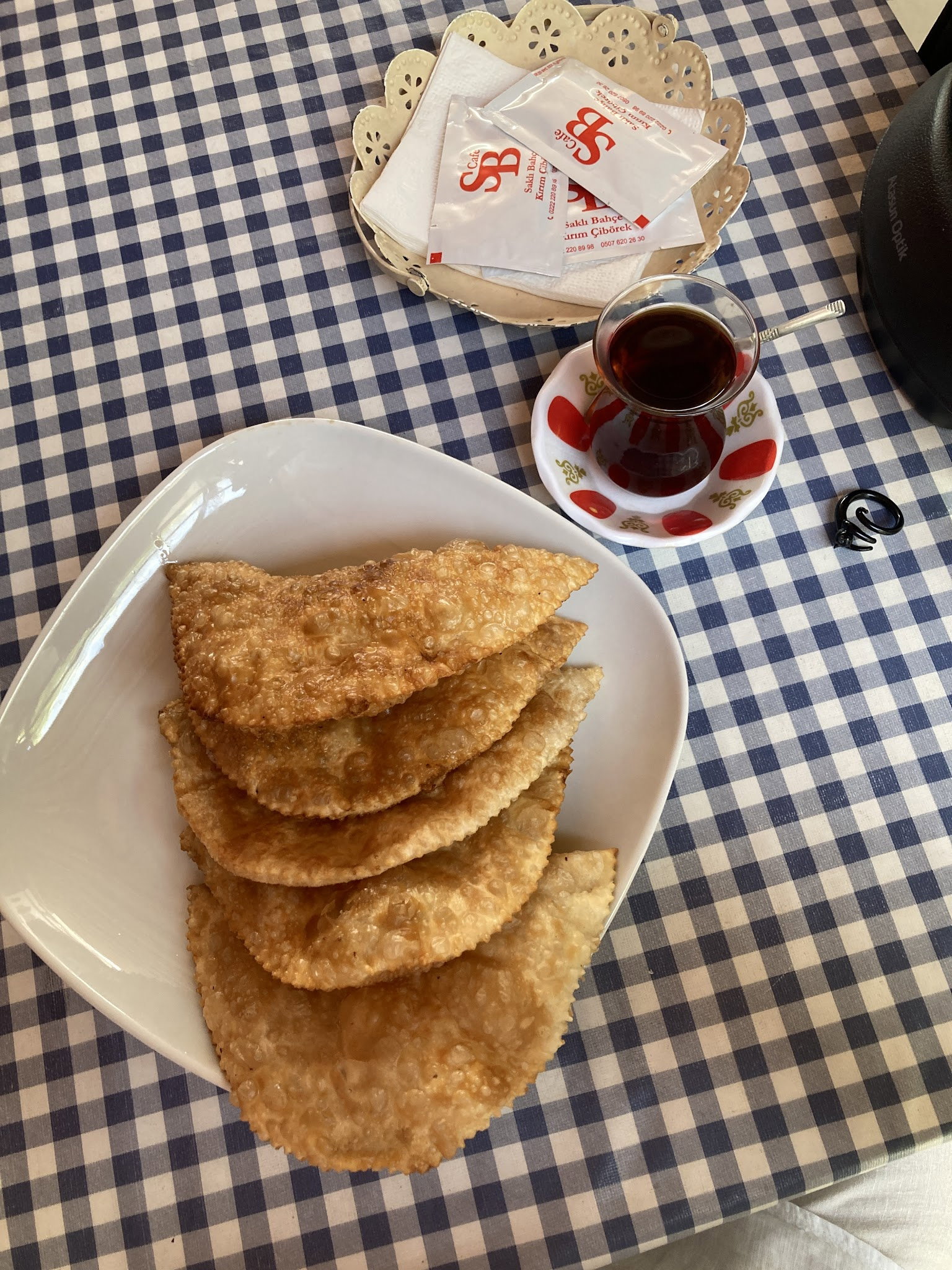 Saklı Bahçe Kırım Çibörek