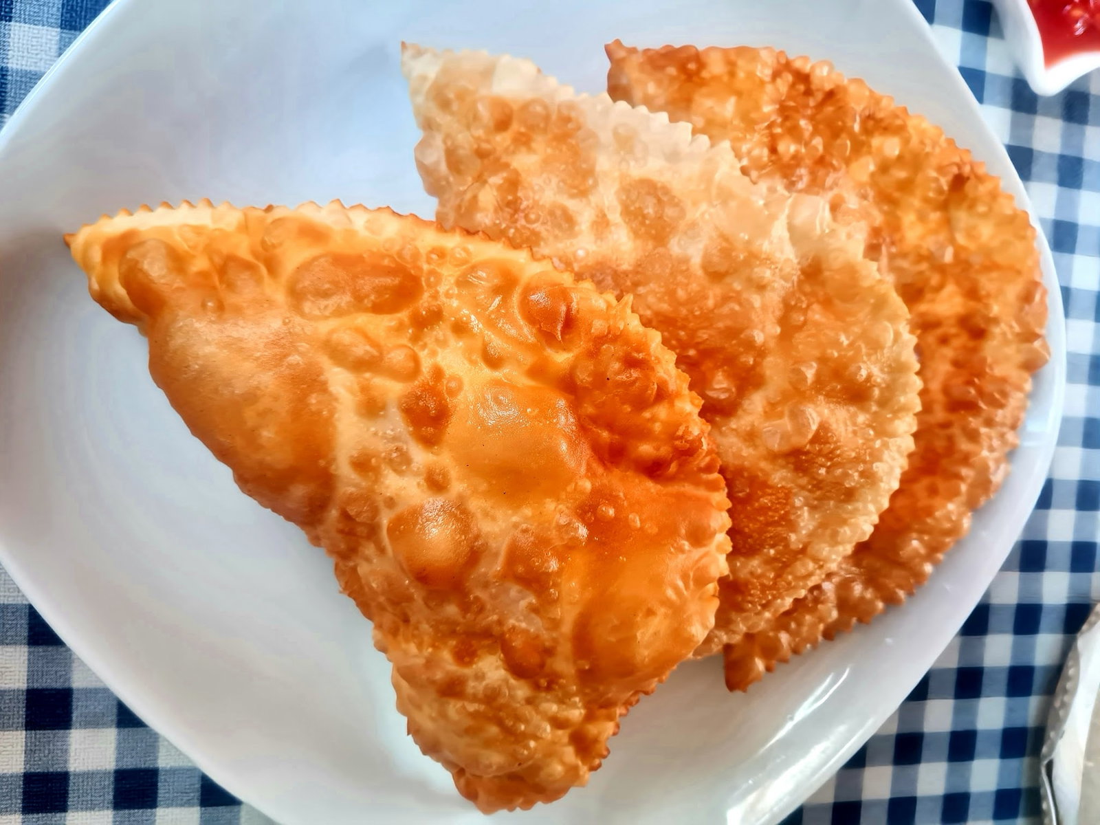 Saklı Bahçe Kırım Çibörek