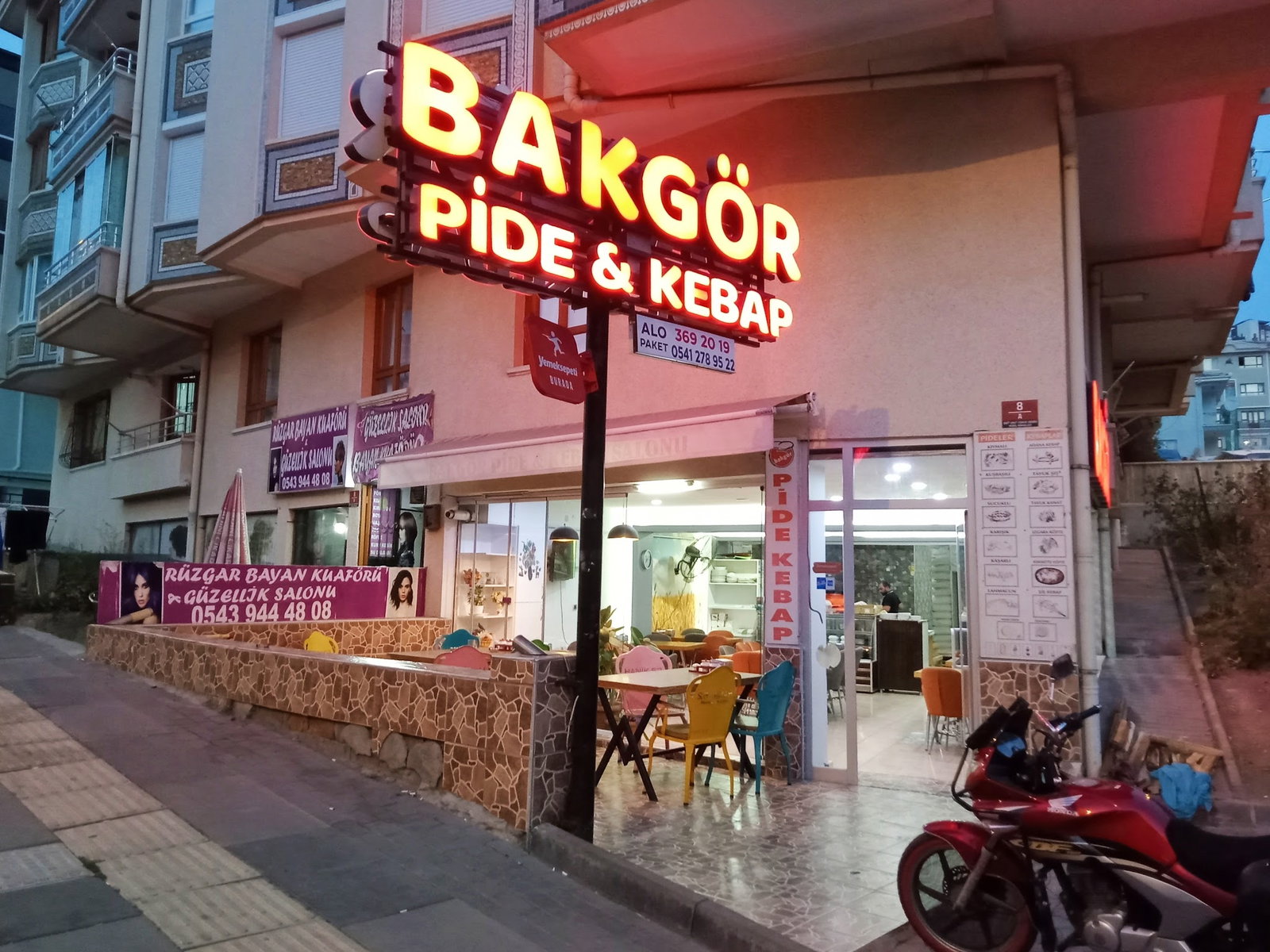 Bakgör Pide & Kebap Salonu