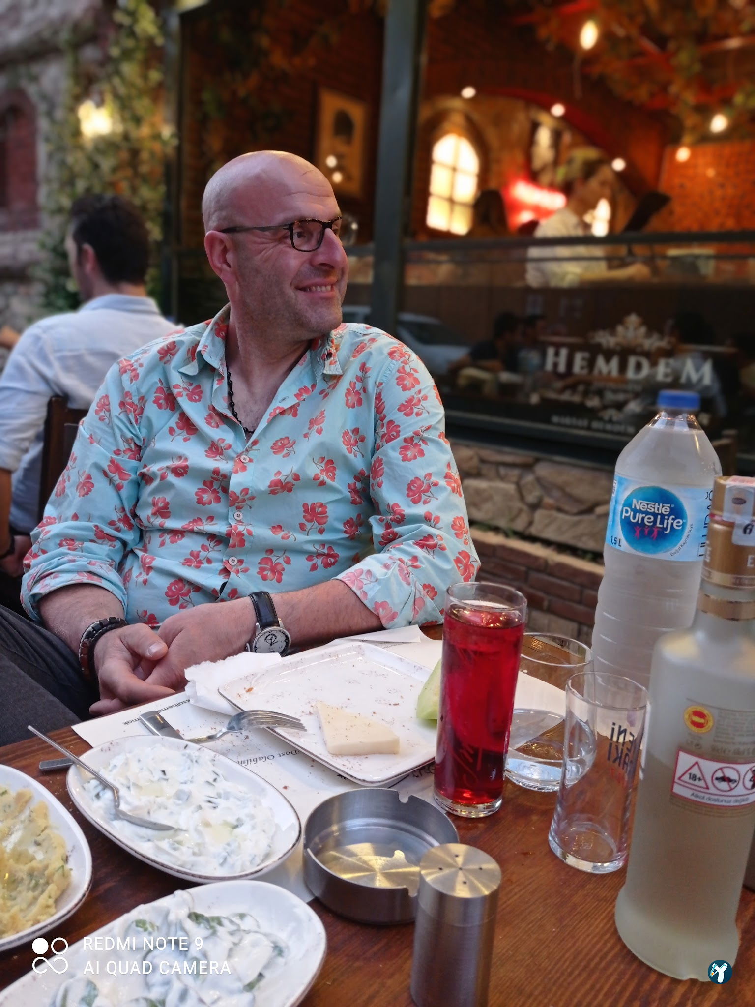 Hemdem Meyhanesi